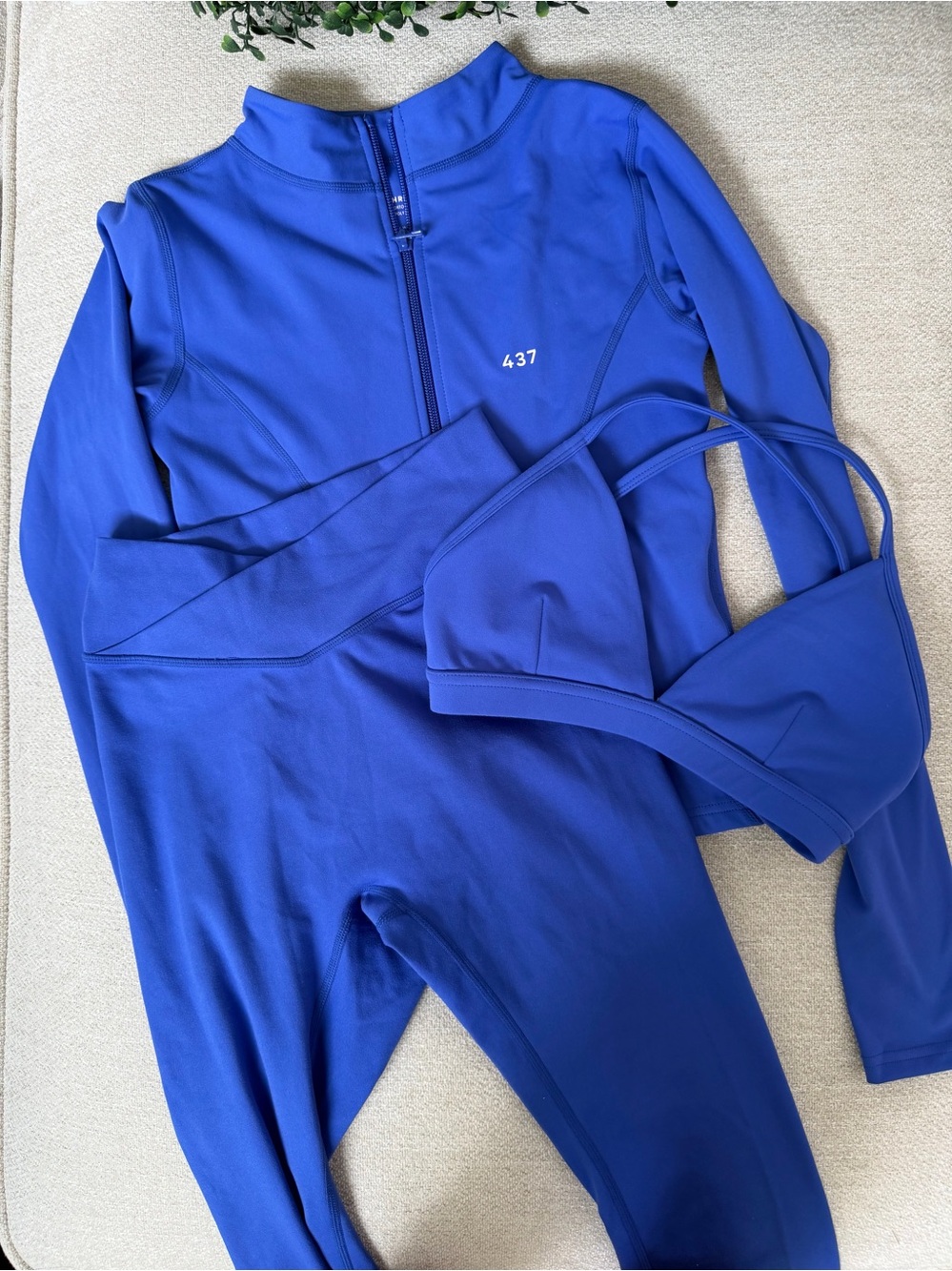 437 Glacier Blue 3 pc Set Jacket bra leggings